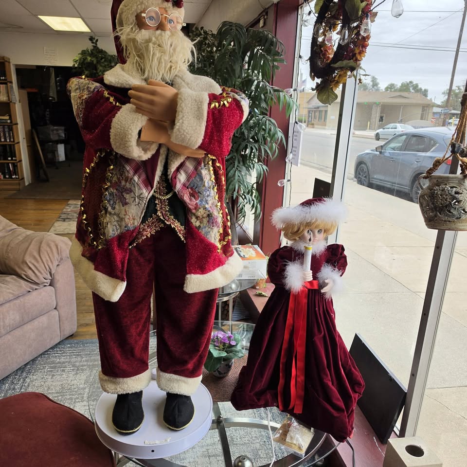 Santa figures and holiday characters